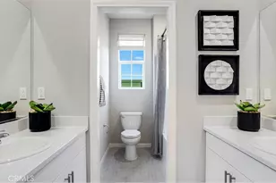 17533 Crabtree Mdws, Hesperia, CA 92345 - Photo 10