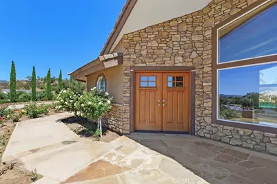 37789 Avenida La Cresta, Murrieta, CA 92562 - Photo 12