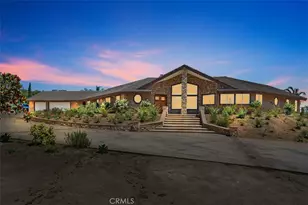 37789 Avenida La Cresta, Murrieta, CA 92562 - Photo 2