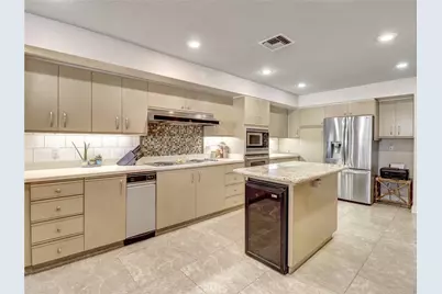 208 Kavenish Drive, Rancho Mirage, CA 92270 - Photo 14