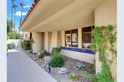 208 Kavenish Drive, Rancho Mirage, CA 92270 - Photo 2