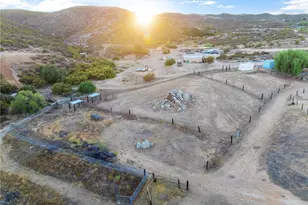 40399 Denise Rd, Temecula, CA 92544 - Photo 4