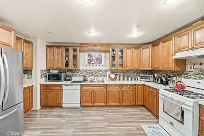 2964 Silver Oak Way, Hemet, CA 92545 - Photo 2