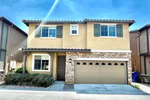 17652 W Murphy Ln, Northridge, CA 91325 - Photo 1