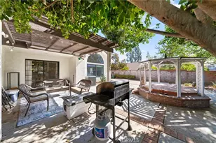 2172 Falcon Crest Dr, Riverside, CA 92506 - Photo 20