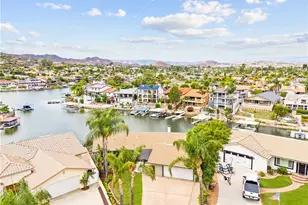 30199 Windward Dr, Canyon Lake, CA 92587 - Photo 4