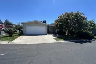 10961 Desert Lawn Dr, Calimesa, CA 92320 - Photo 4