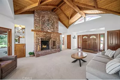 19750 Avenida Rosella, Murrieta, CA 92562 - Photo 8