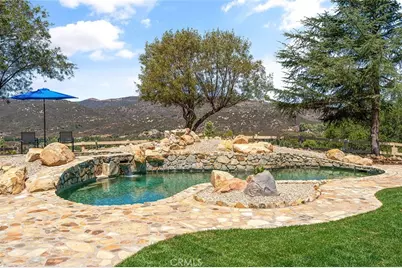 19750 Avenida Rosella, Murrieta, CA 92562 - Photo 34