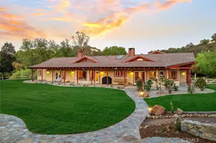 19750 Avenida Rosella, Murrieta, CA 92562 - Photo 32