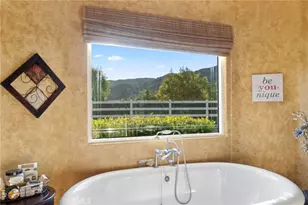 39898 Via Sereno, Murrieta, CA 92562 - Photo 32