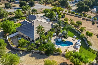 39898 Via Sereno, Murrieta, CA 92562 - Photo 6