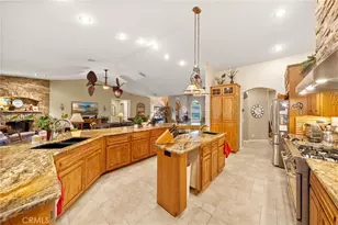 39898 Via Sereno, Murrieta, CA 92562 - Photo 18