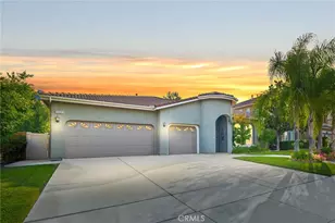 33593 Pebble Brook Cir, Temecula, CA 92592 - Photo 2