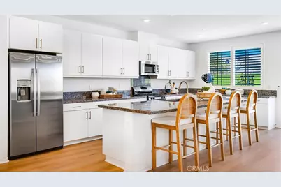 17557 Crabtree Meadows, Hesperia, CA 92345 - Photo 2