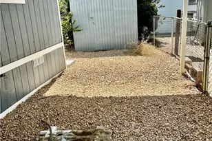 220 Elk St, Hemet, CA 92543 - Photo 12