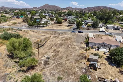 28415 Mountain View Place, Menifee, CA 92587 - Photo 4