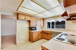 687 Locust St, Corona, CA 92879 - Photo 14