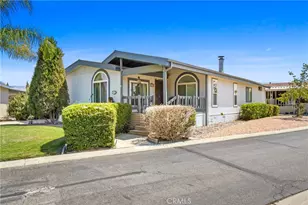 1300 W Menlo Ave, Hemet, CA 92543 - Photo 1