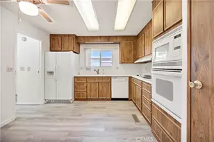 2953 Manzanita Way, Hemet, CA 92545 - Photo 10