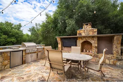 40860 Calle Bandido, Murrieta, CA 92562 - Photo 50