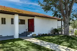 22587 Canyon Lake Dr, Canyon Lake, CA 92587 - Photo 4