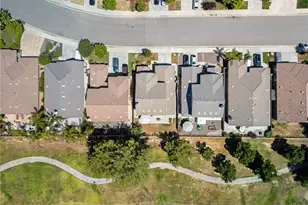 29268 Meandering Cir, Menifee, CA 92584 - Photo 10