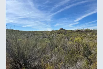 35250 Willow Creek Road, Hemet, CA 92544 - Photo 8