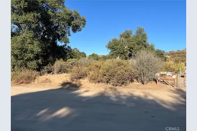 35250 Willow Creek Road, Hemet, CA 92544 - Photo 4