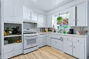 1226 Val Verde Dr, Hemet, CA 92543 - Photo 16