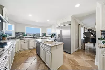 30990 Blackhorse Drive, Canyon Lake, CA 92587 - Photo 40