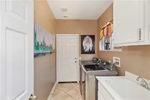 27488 Murrieta Oaks Ave, Murrieta, CA 92562 - Photo 22