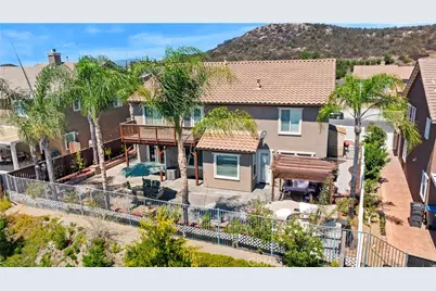 27488 Murrieta Oaks Avenue, Murrieta, CA 92562 - Photo 46