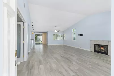 25382 Blackthorne Drive, Murrieta, CA 92563 - Photo 8