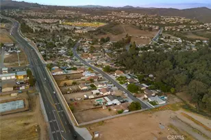 29247 Allan St, Lake Elsinore, CA 92532 - Photo 10