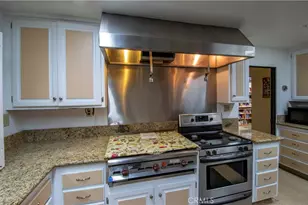 1525 W Oakland Ave, Hemet, CA 92543 - Photo 46