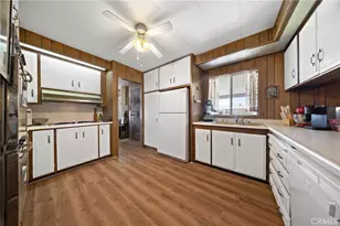 1525 W Oakland Ave, Hemet, CA 92543 - Photo 10