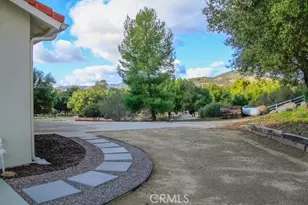 40994 Calle Bandido, Murrieta, CA 92562 - Photo 32