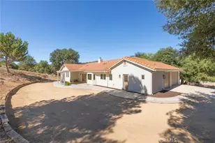 40994 Calle Bandido, Murrieta, CA 92562 - Photo 32