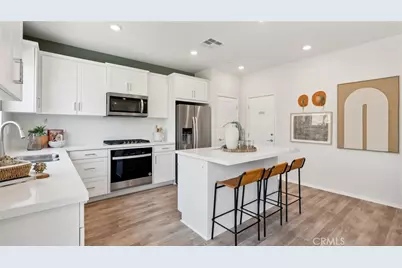 26307 Gentry Avenue, Corona, CA 92883 - Photo 4