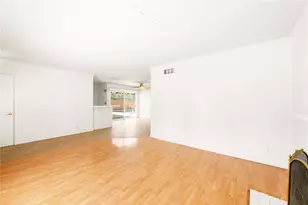 20401 Somerville Ln, Huntington Beach, CA 92646 - Photo 12