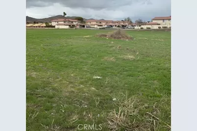 411 N Sanderson Avenue, Hemet, CA 92545 - Photo 2