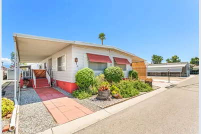 5001 W Florida Avenue #19, Hemet, CA 92545 - Photo 2