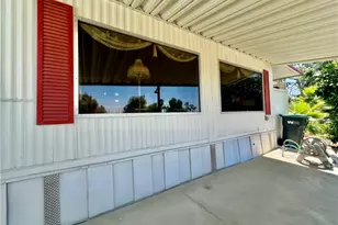 42751 E Florida Ave, Hemet, CA 92544 - Photo 2