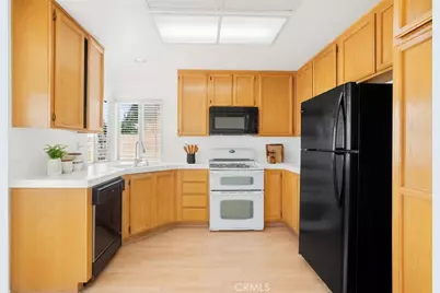 27962 Palm Villa Drive, Menifee, CA 92584 - Photo 10