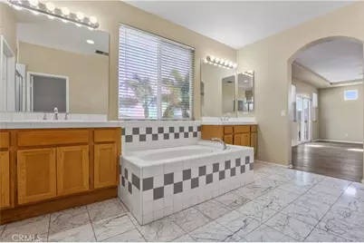 41793 Pioneer Street, Murrieta, CA 92562 - Photo 32