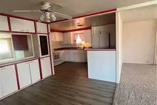 900 W Johnston, Hemet, CA 92543 - Photo 4