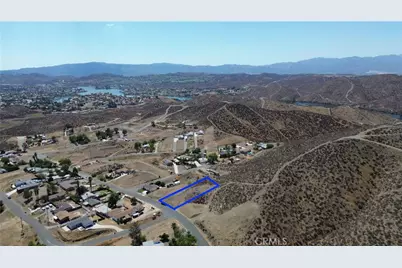 28495 Hampshire Drive, Menifee, CA 92587 - Photo 2