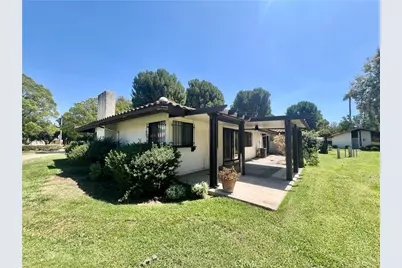 1229 Seven Hills Dr, Hemet, CA 92545 - Photo 34