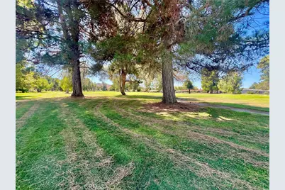 1229 Seven Hills Dr, Hemet, CA 92545 - Photo 42